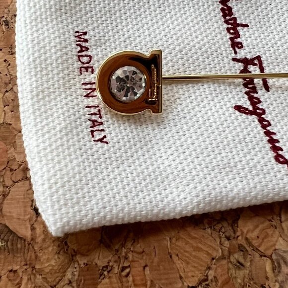 Ferragamo Men 2 Gancini Gold Tone Crystal Lapel Scarf Tie Stick Pin NWOT - Picture 5 of 9